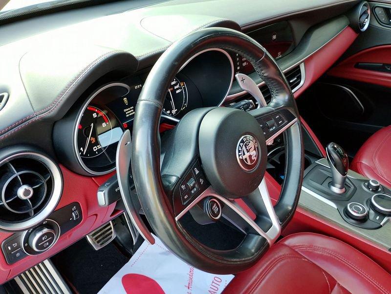 Alfa Romeo Stelvio Stelvio 2.2 Turbodiesel 210 CV AT8 Q4 Executive