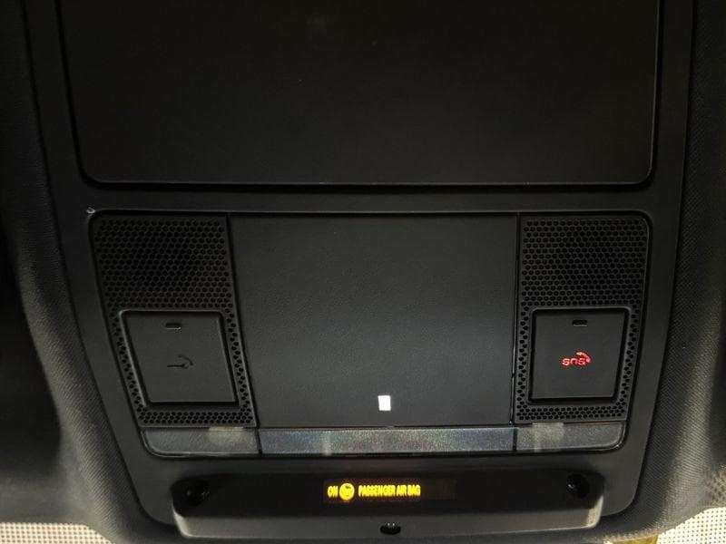 Jaguar E-Pace 2.0D i4 180cv R-DYNAMIC AUTO AWD