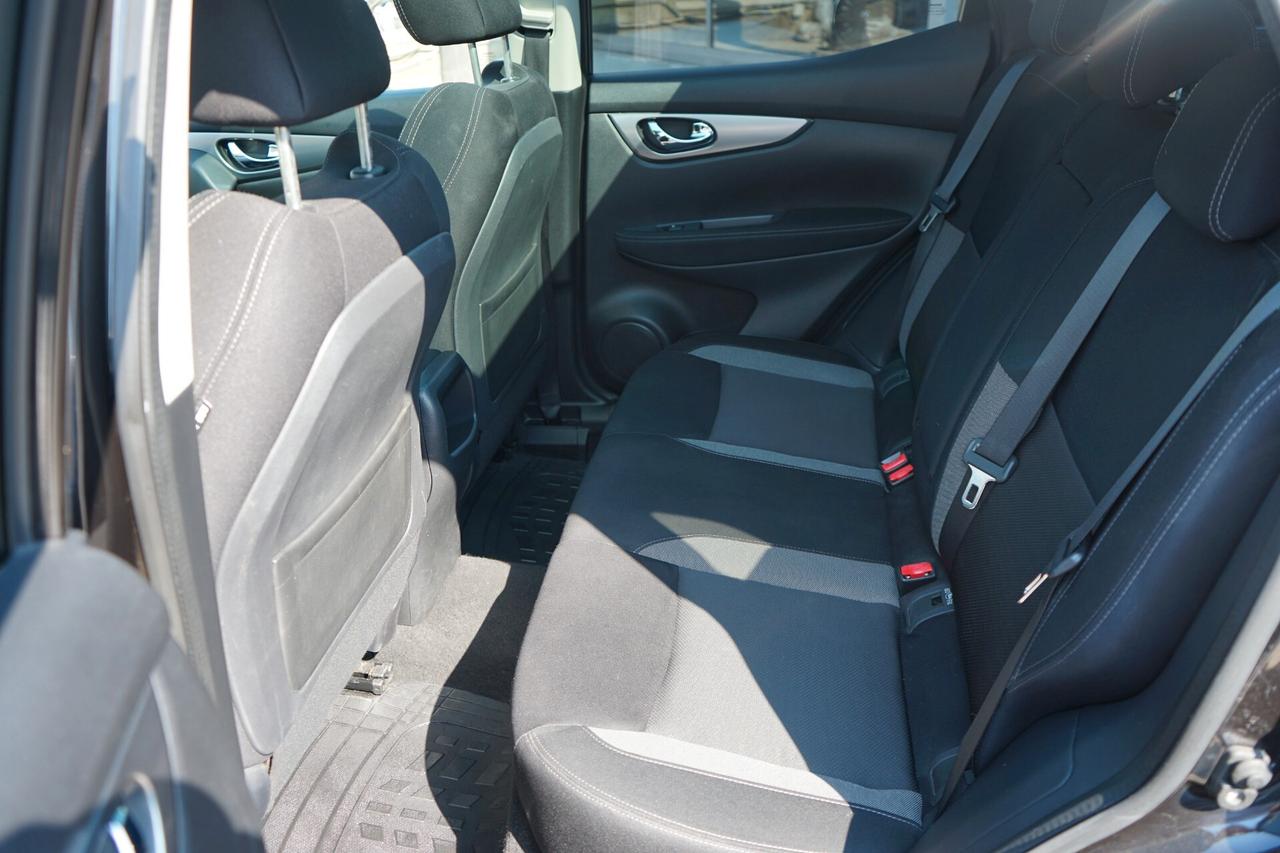 Nissan Qashqai 1.5 dCi N-Connecta
