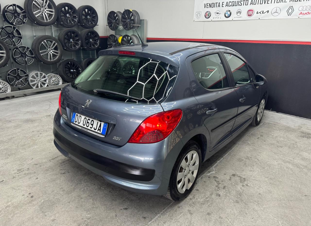 Peugeot 207 1.4 HDi 5Porte ADATTA NEOPATENTATI