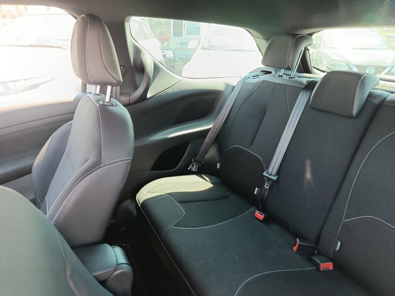 Ds DS3 3 BlueHDi 100 S&S Sport Chic