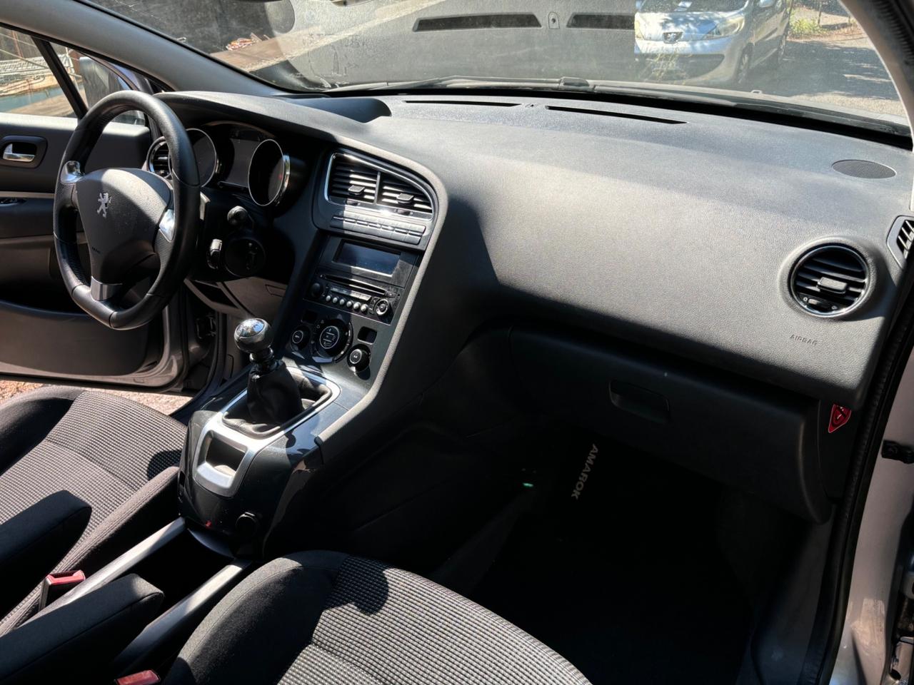 Peugeot 5008 2.0 HDi 150CV Active