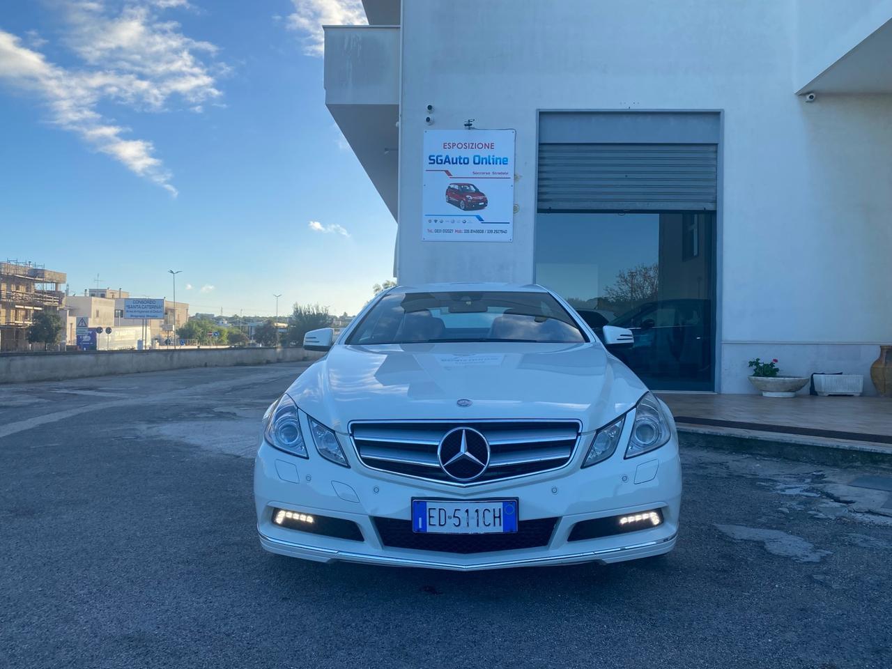 Mercedes-benz E 220 E 220 CDI Coupé BlueEFFICIENCY Avantgarde