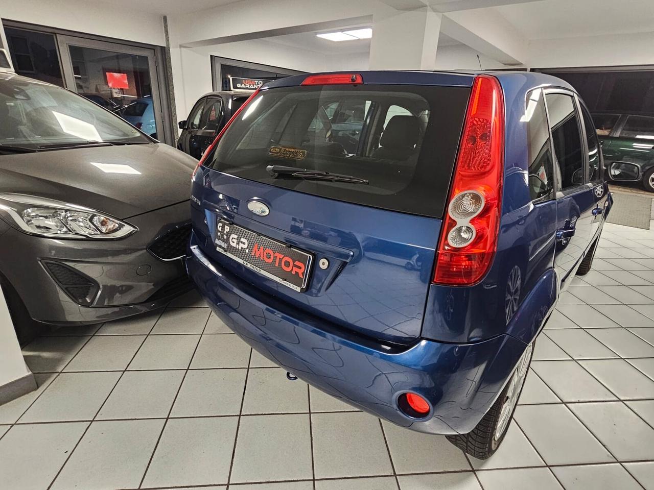 Ford Fiesta 1.2 16V 5p. Ghia