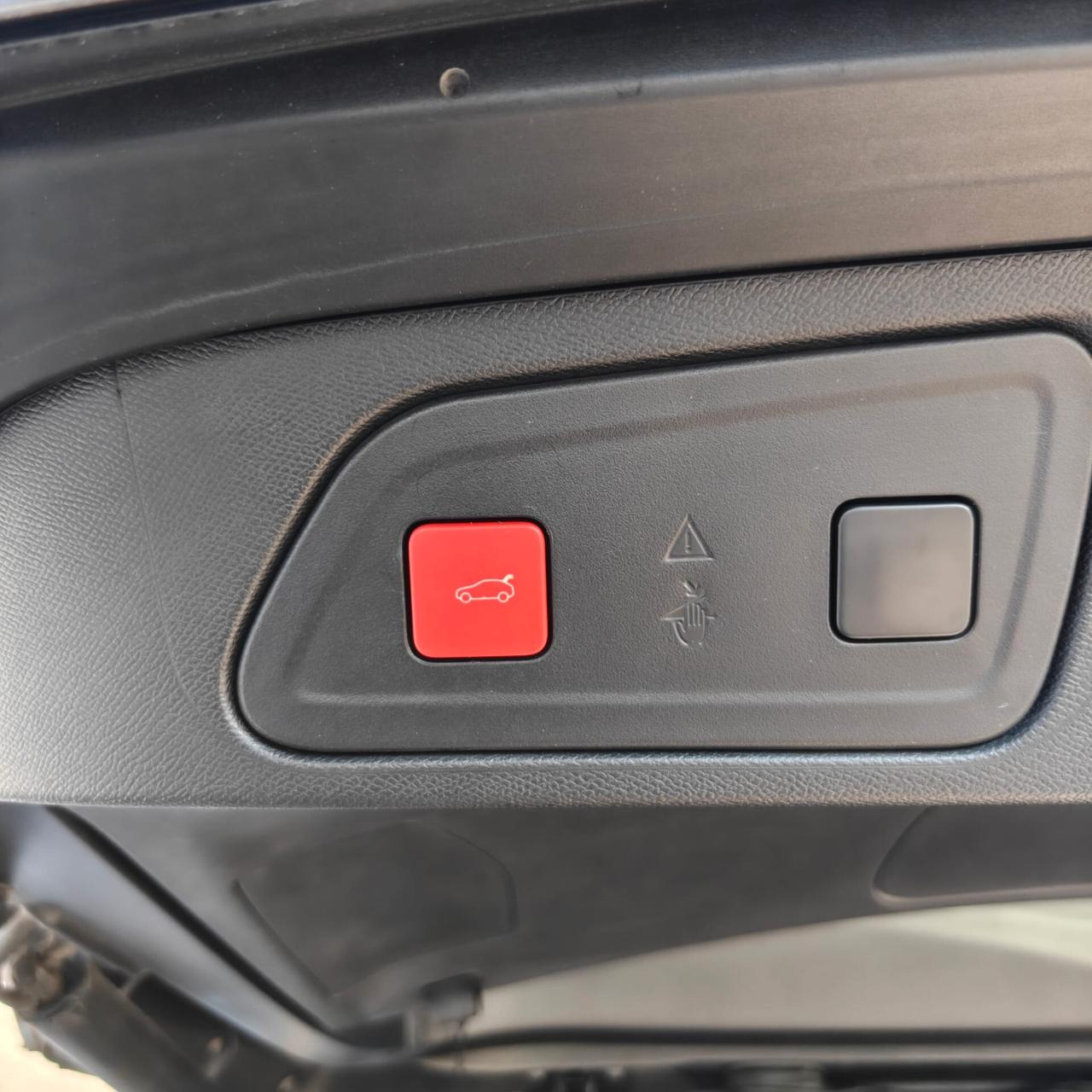 Citroen C5 Aircross 1.6 Plug-In Hybrid 225Cv Eat8 Shine
