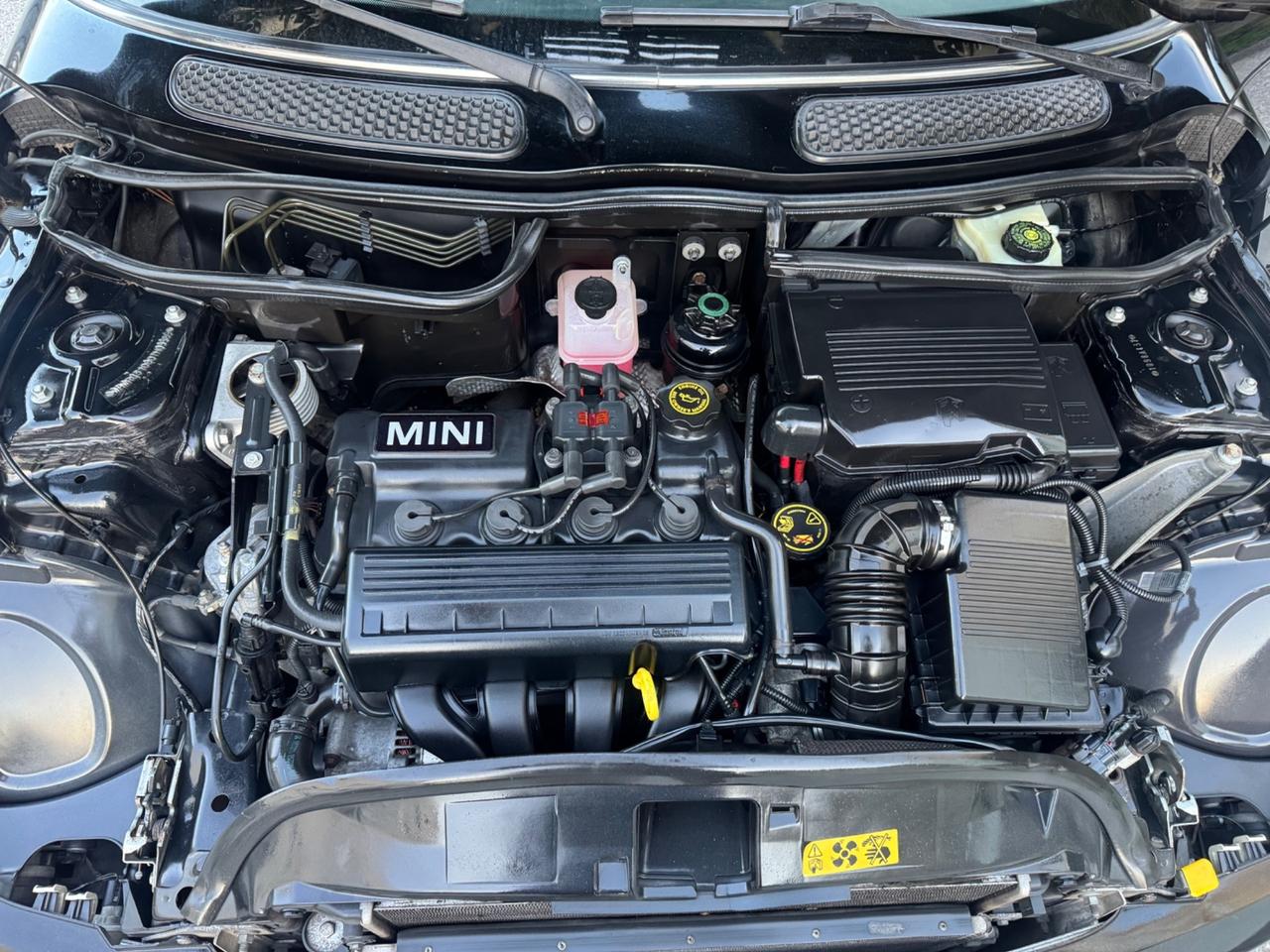 Mini cooper idonea ai neopatentati gomme e frizione nuove