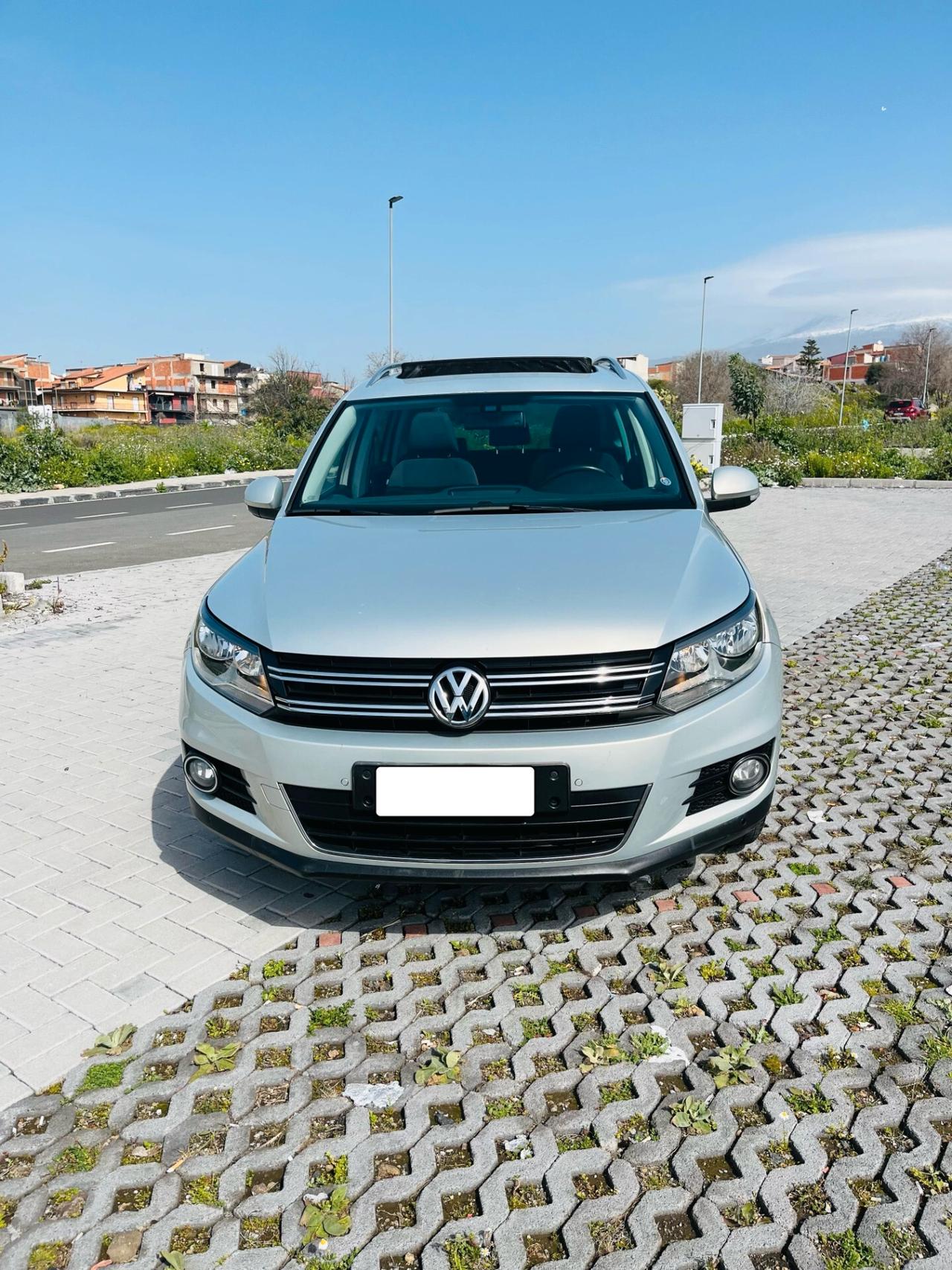 Volkswagen TIGUAN 2.0TDI FULL TETTO APRIBILE CHIAMA