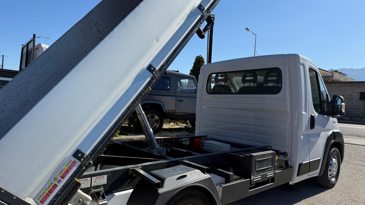 FIAT DUCATO RIBALTABILE TRILATERALE PATENTE B
