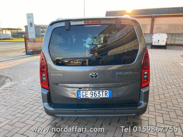 TOYOTA Proace City Verso 1.5D 100 CV S&S Short D Executive 7 POSTI