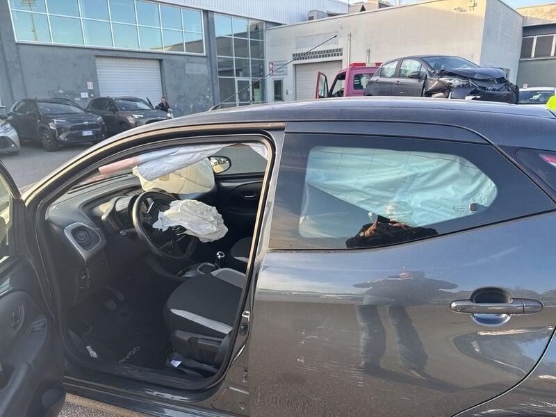 Toyota Aygo Aygo 1.0 VVT-i 69 CV 5 porte x-business MMT IVA ESPOSTA COMPRESA