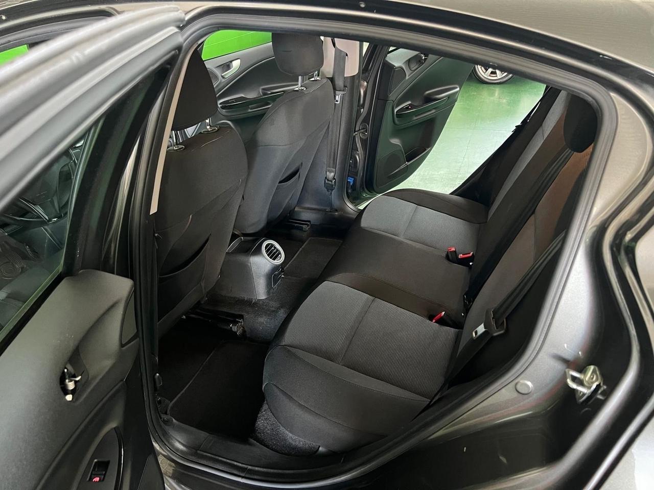 Alfa Romeo Giulietta 1.6 JTDm-2 105 CV Exclusive