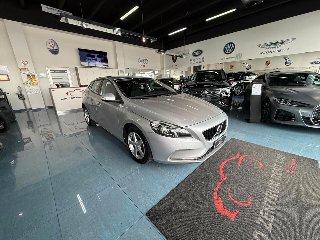 Volvo V40 D3 Momentum