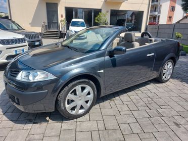 Renault Megane Mégane C-C 1.5 dCi/105CV Luxe