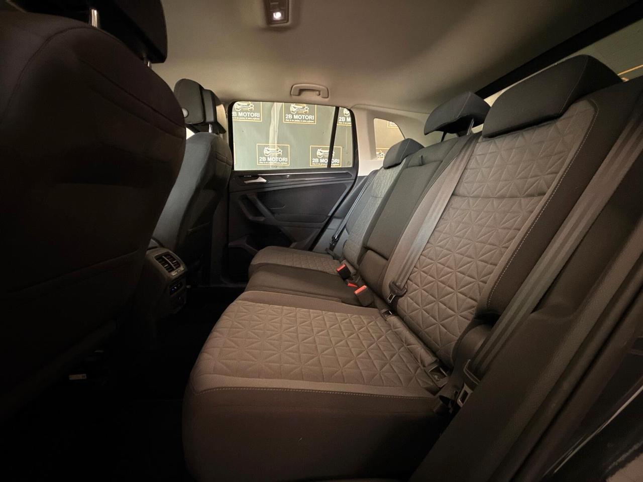 Volkswagen Tiguan 2.0 TDI 150 CV SCR DSG Elegance