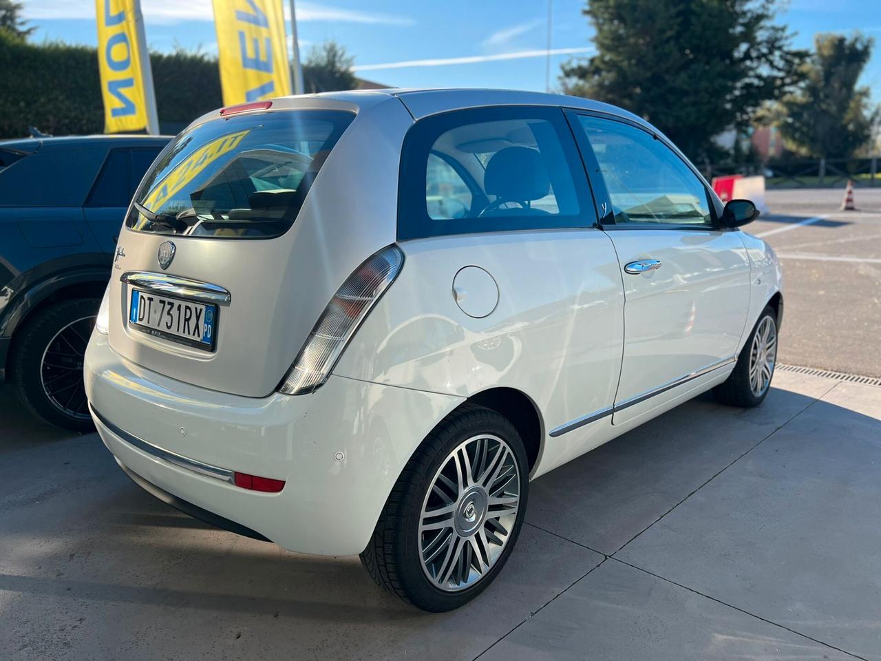 Lancia Ypsilon 1.2 Argento