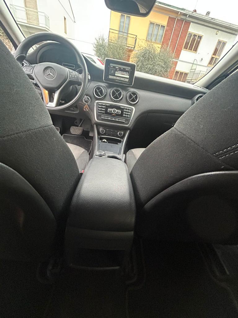 Mercedes-Benz GLA 180 CDI 109 CV DCT