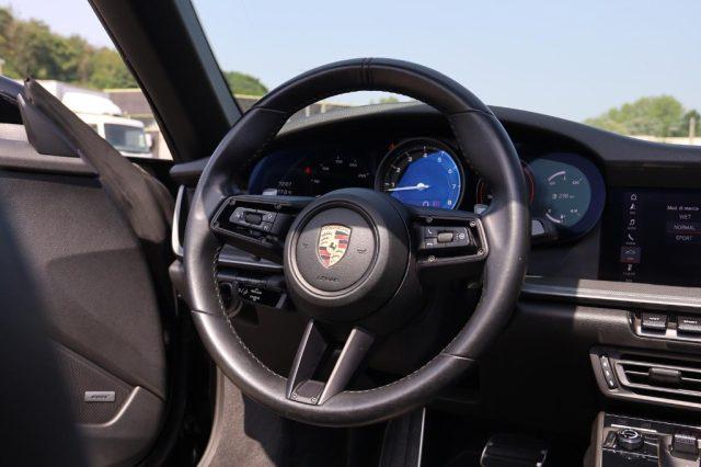 PORSCHE 911 992 Carrera 4 Cabriolet