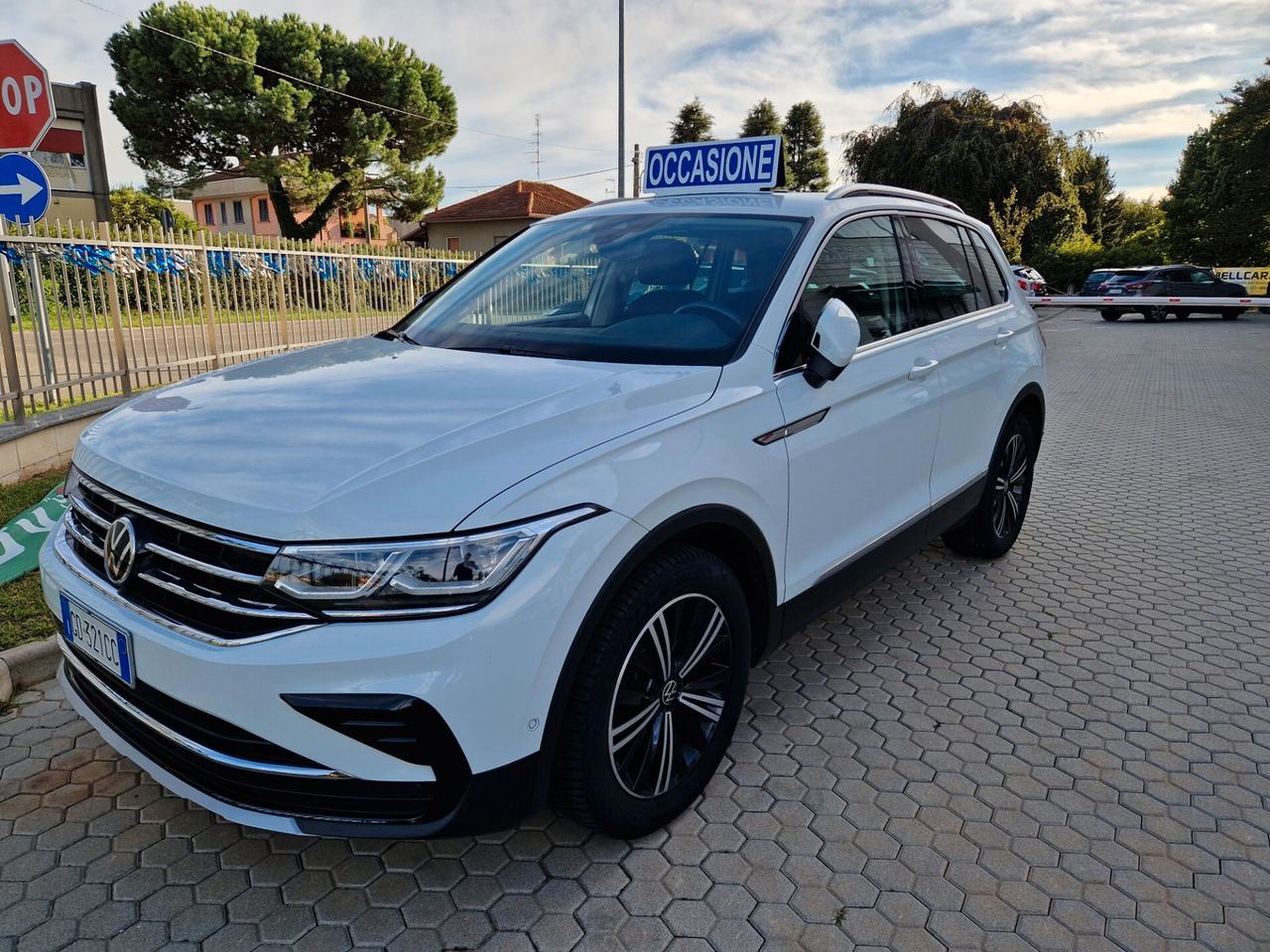 Volkswagen Tiguan 2.0 TDI 200 CV SCR DSG 4MOTION Elegance