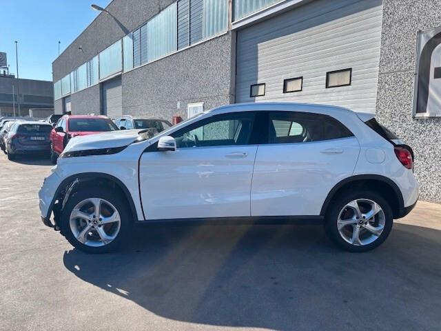 Mercedes-benz GLA 200 Business