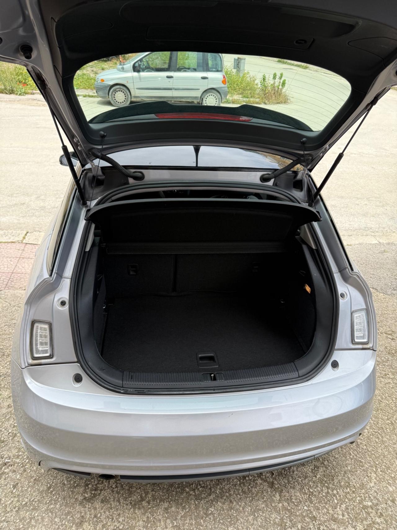 Audi A1 SPB 1.6 TDI S line edition