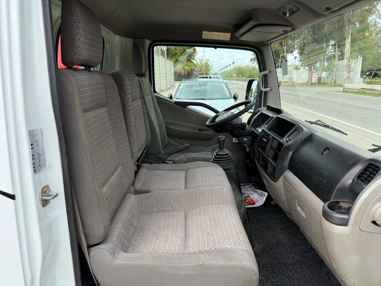 Nissan Cabstar Ribaltabile con Gru 35.15