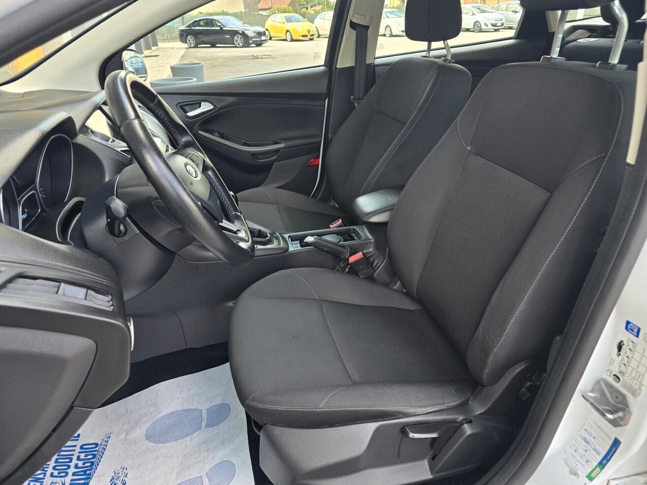 Ford Focus 1.5 TDCi 120 CV SW Titanium AUTOCARRO 4 POSTI