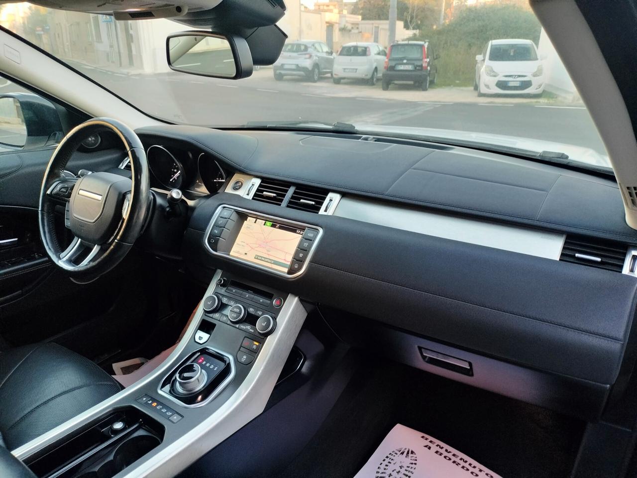 Land Rover Range Evoque 2.0 TD4 180 CV 5p. Autobiography