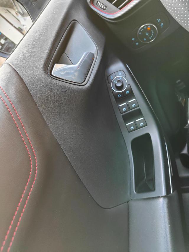 FORD Puma 1.5 EcoBoost 200 CV S&S ST