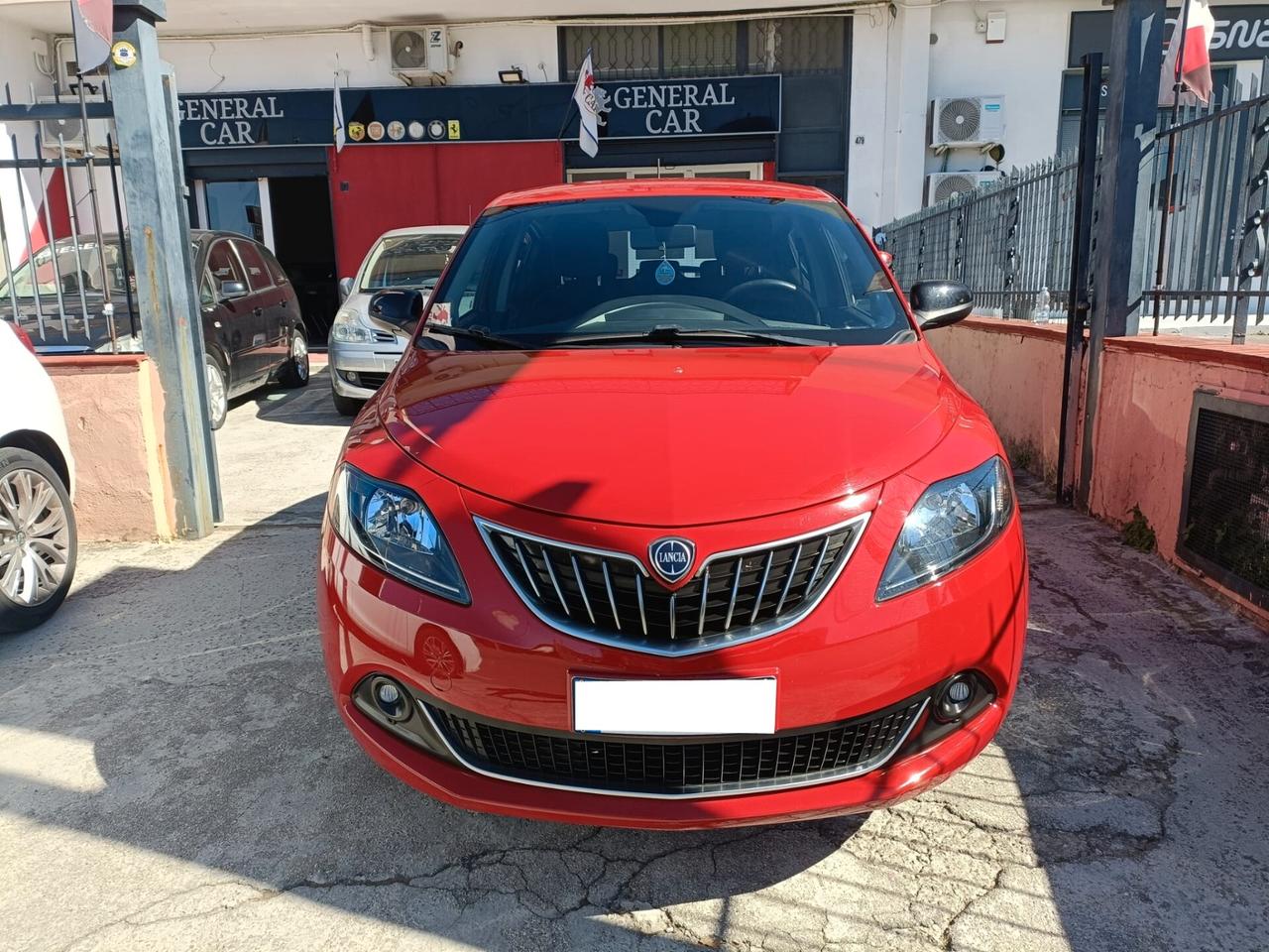 Lancia Ypsilon 1.2 69 CV 5 porte GPL Gold Plus