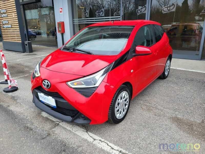 Toyota Aygo 1.0 72 CV x-play