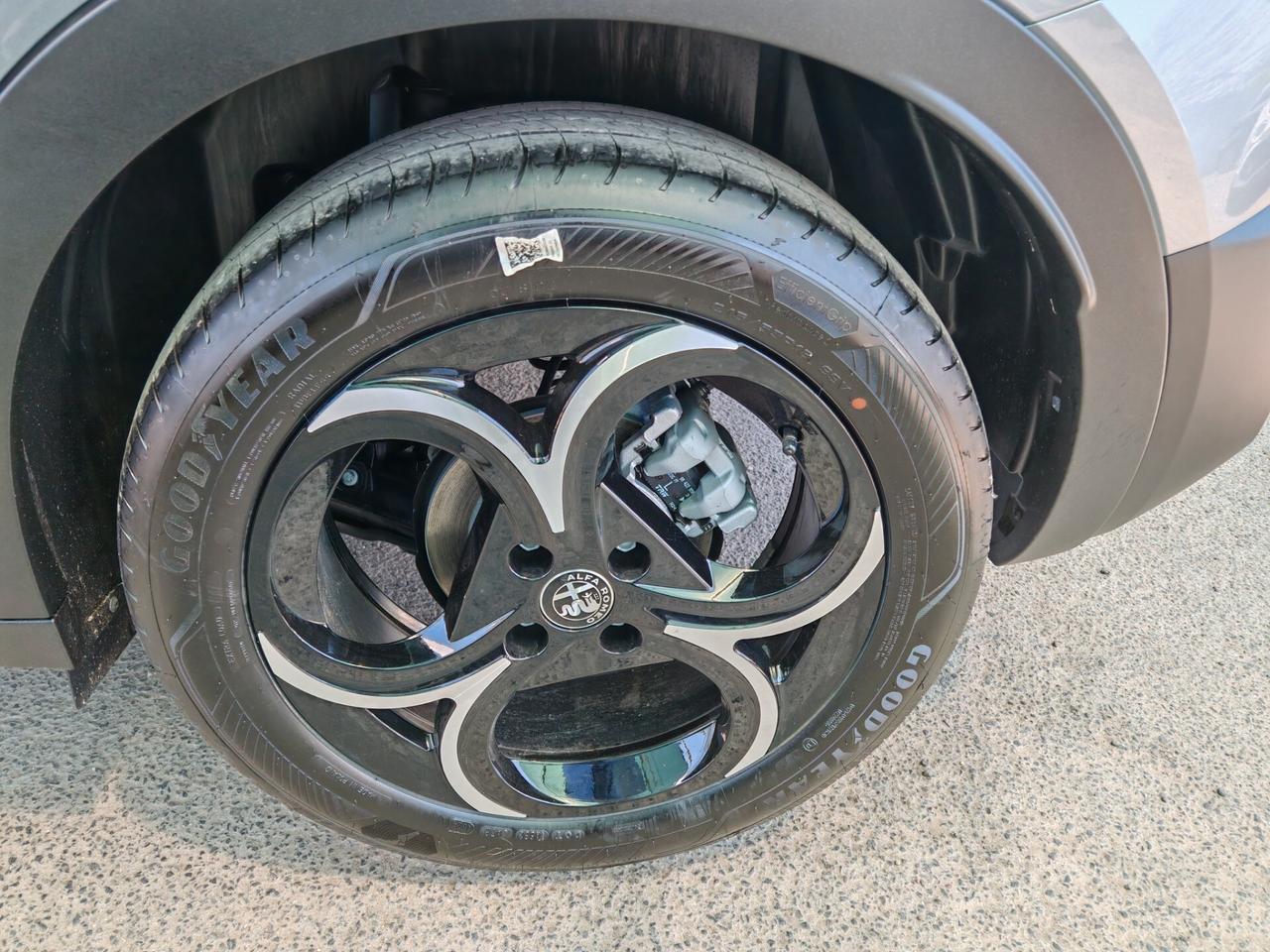 Alfa Romeo Junior 1.2 136 CV Hybrid eDCT6 Speciale