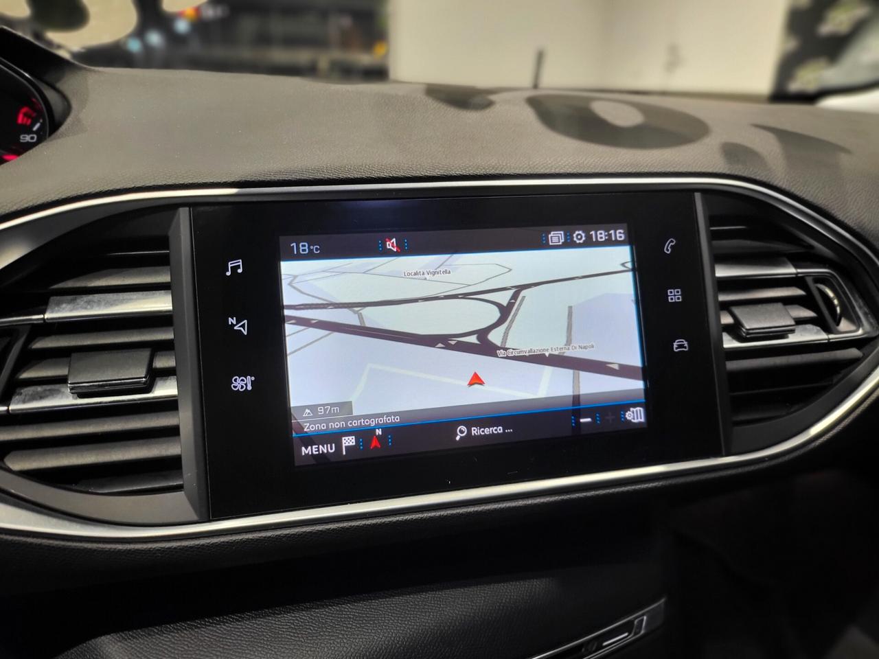 Peugeot 308 - 11/2017 1.6 BlueHDi 120 Cv EAT6 Allure