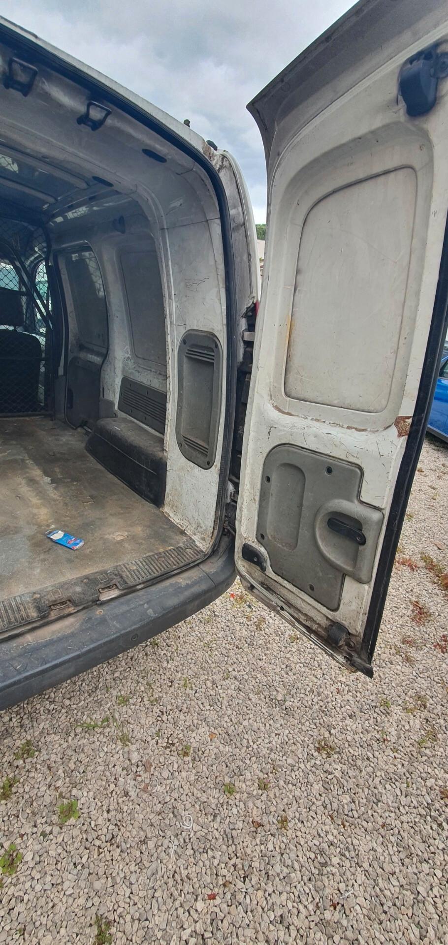 Renault Kangoo 1.5 dCi/70CV AUTOCARRO USO PROMISQUO