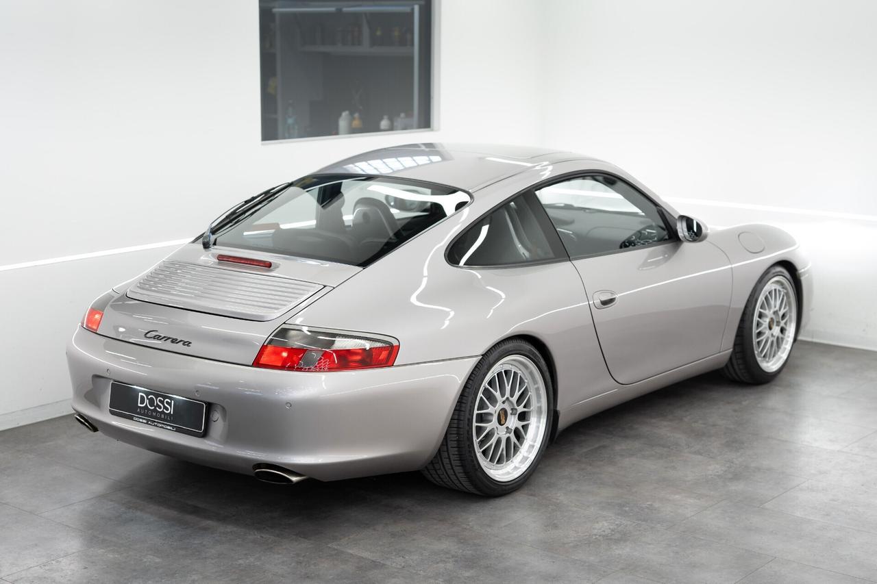Porsche 911 Carrera cat Coupé