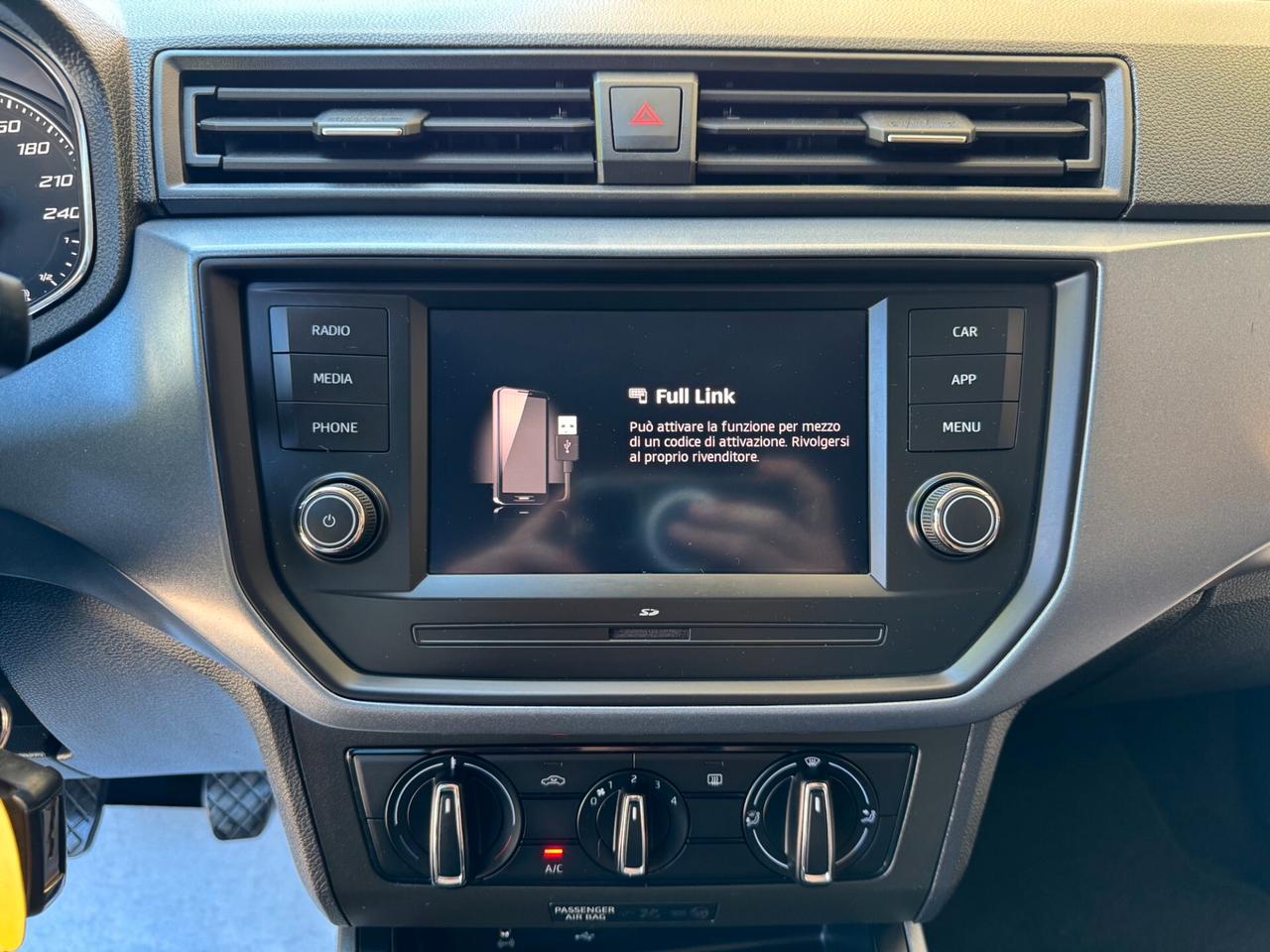 SEAT Arona 1.6 tdi Style GARANZIA 24 MESI *PROMO*