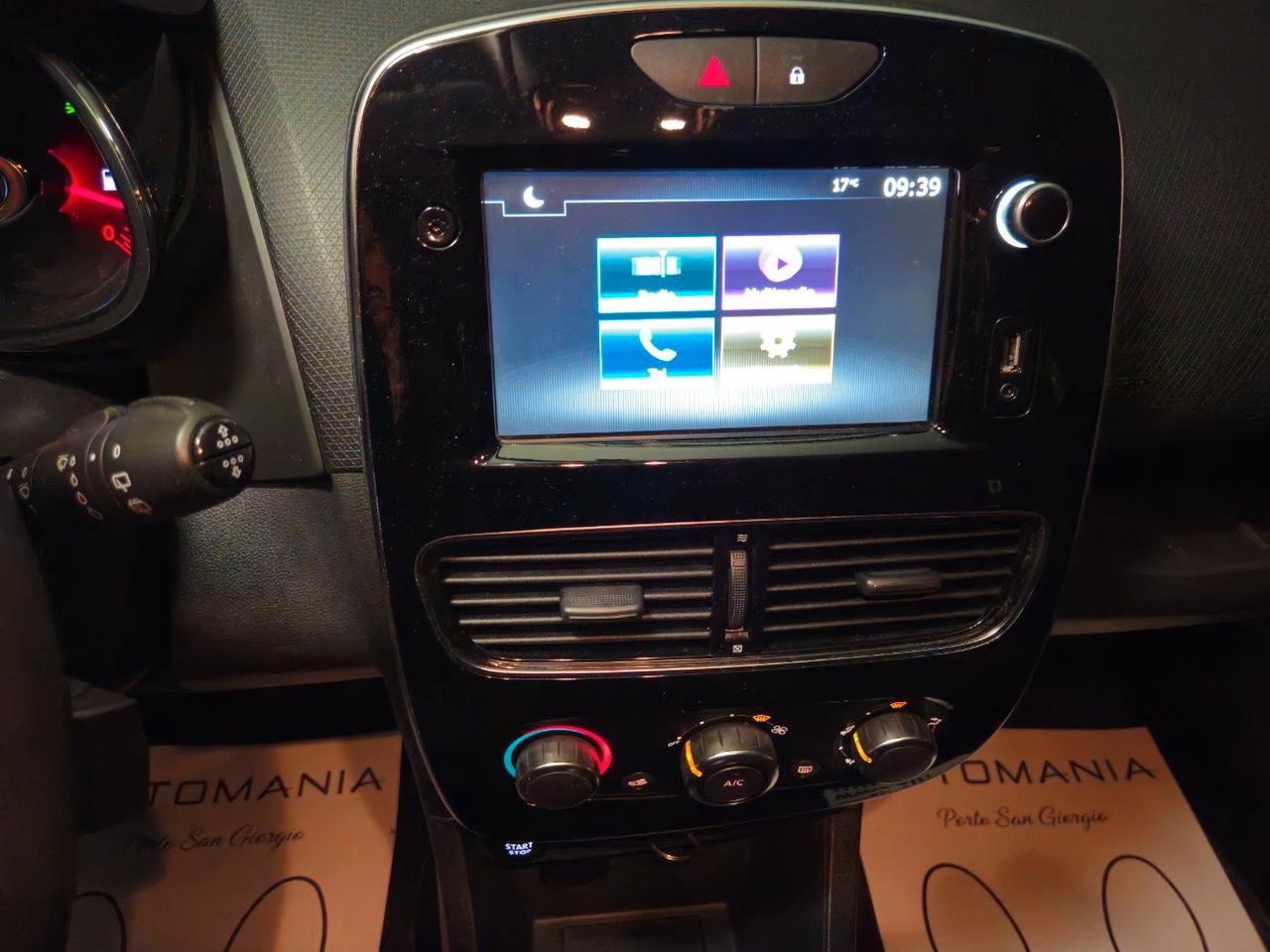 Renault Clio 5 Porte Clio 0.9 tce energy Life Gpl 90cv my18