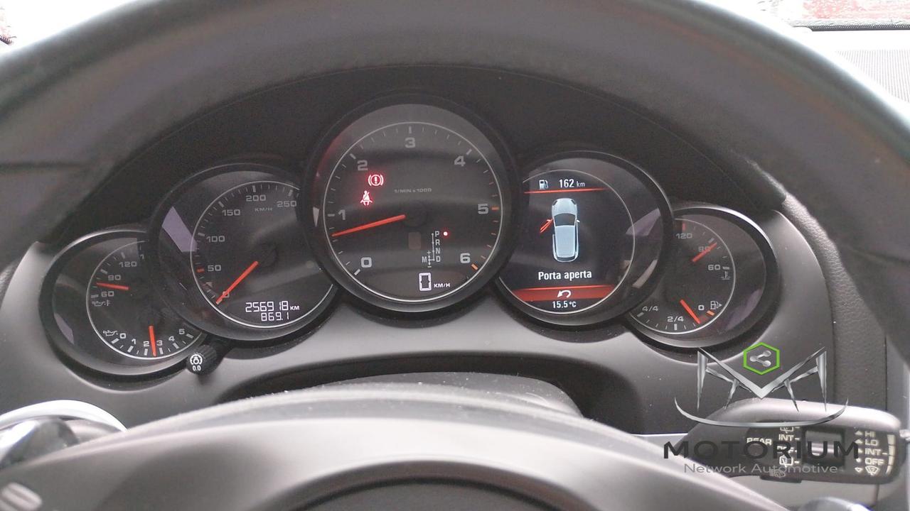 Porsche Cayenne Diesel 3.0 V6 245 CV Tiptronic