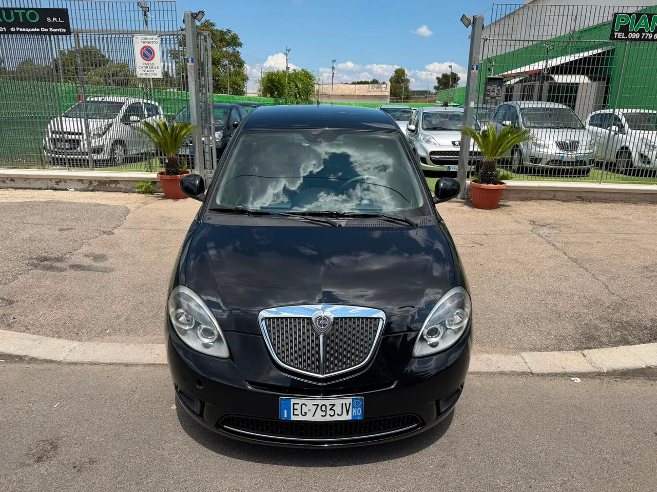 Lancia Ypsilon 1.2 BENZINA - 60 CAVALLI (44 KW) Diva - ANNO 2011