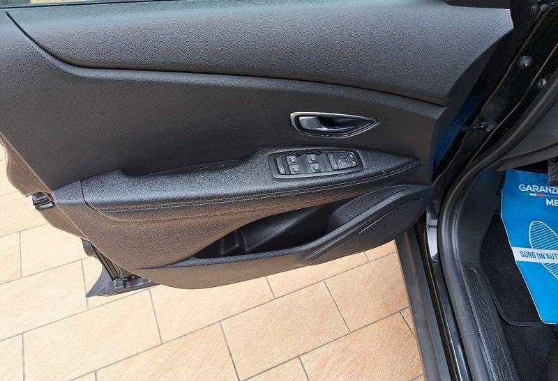 Renault Scénic Blue dCi 120 CV Sport Edition2