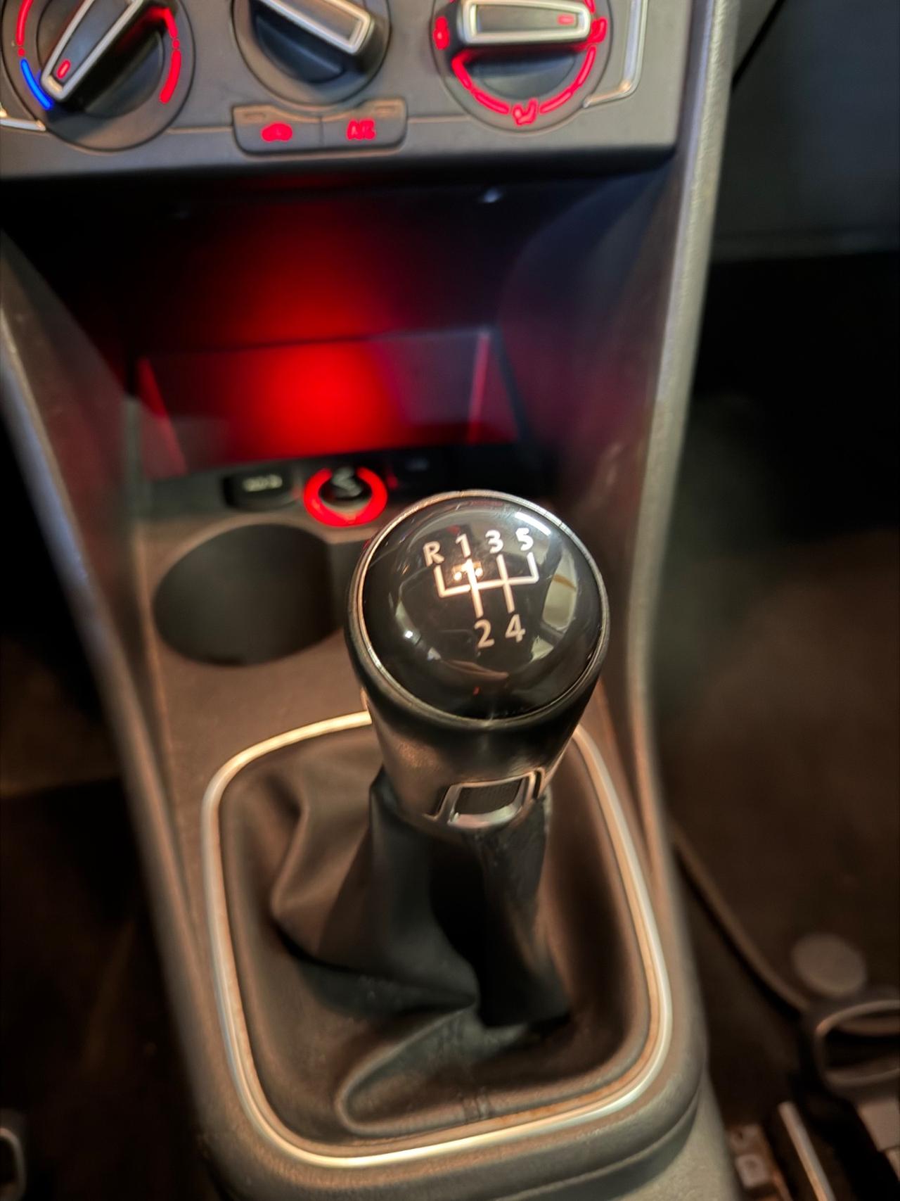 Volkswagen Polo 1.2 TSI Neopatentati Euro 6