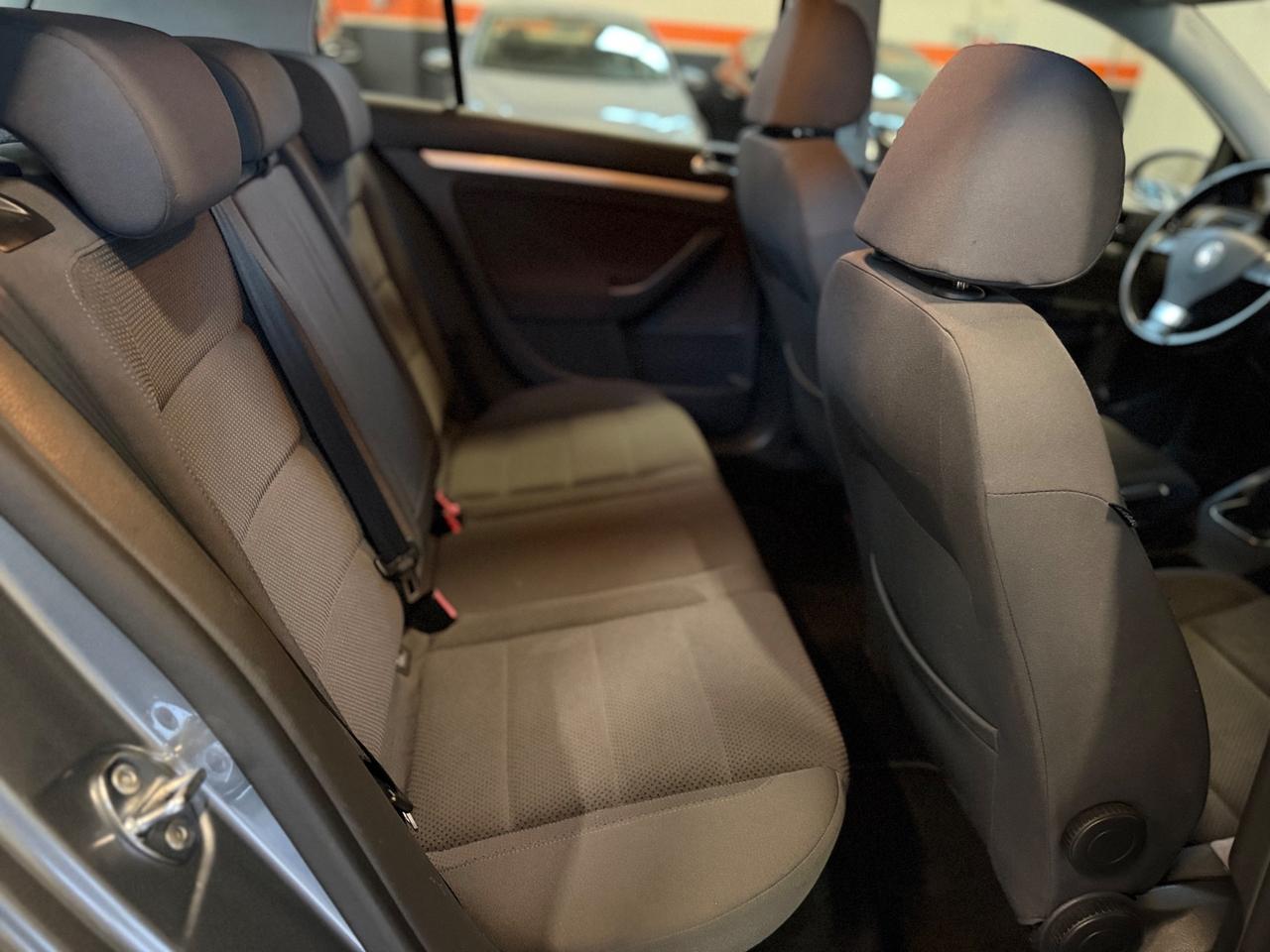 Volkswagen Golf 1.6 5p. Comfortline NEOPATENTATI