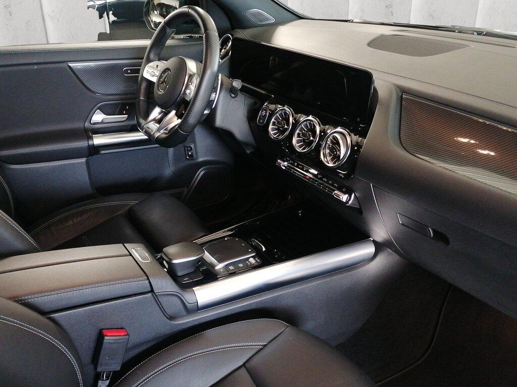 Mercedes GLA 35 AMG 4Matic Speedshift DCT AMG 8G