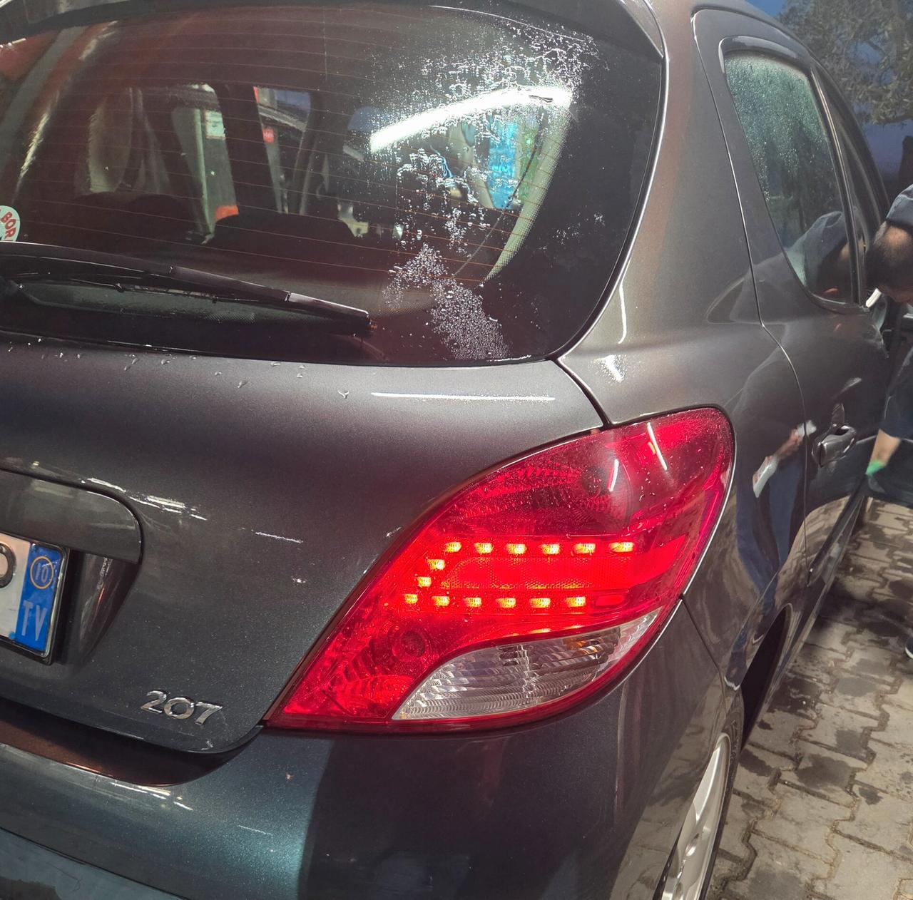 Peugeot 207 1.6 HDi 90CV 5p. Energie Sport 2010