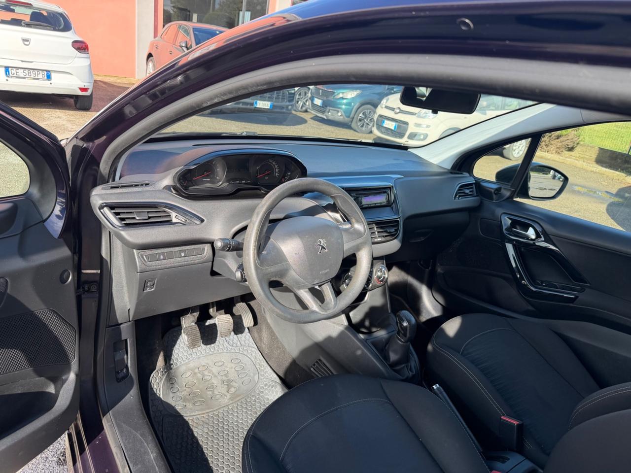 Peugeot 208 1.4 HDi 68 CV 3 porte Access