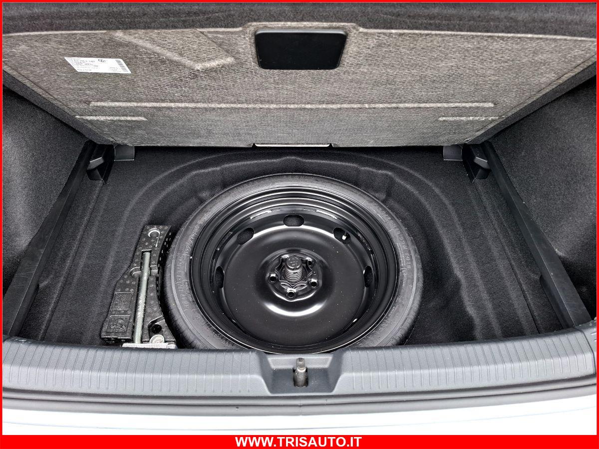 VOLKSWAGEN Golf 2.0 Tdi Life NEOPATENTATI (FULL LED+NAVI)