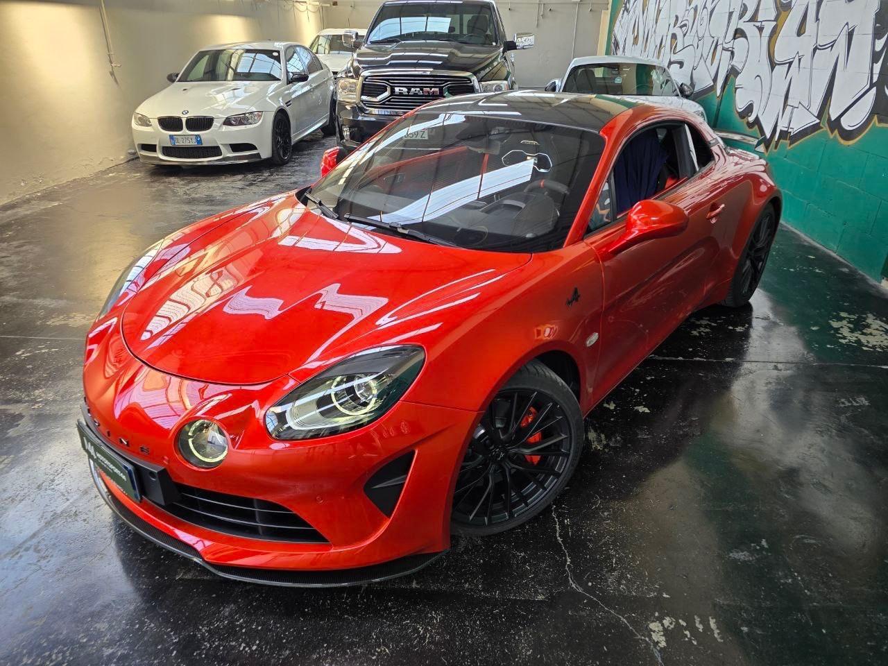 Alpine A110 S Orange, Carbonio