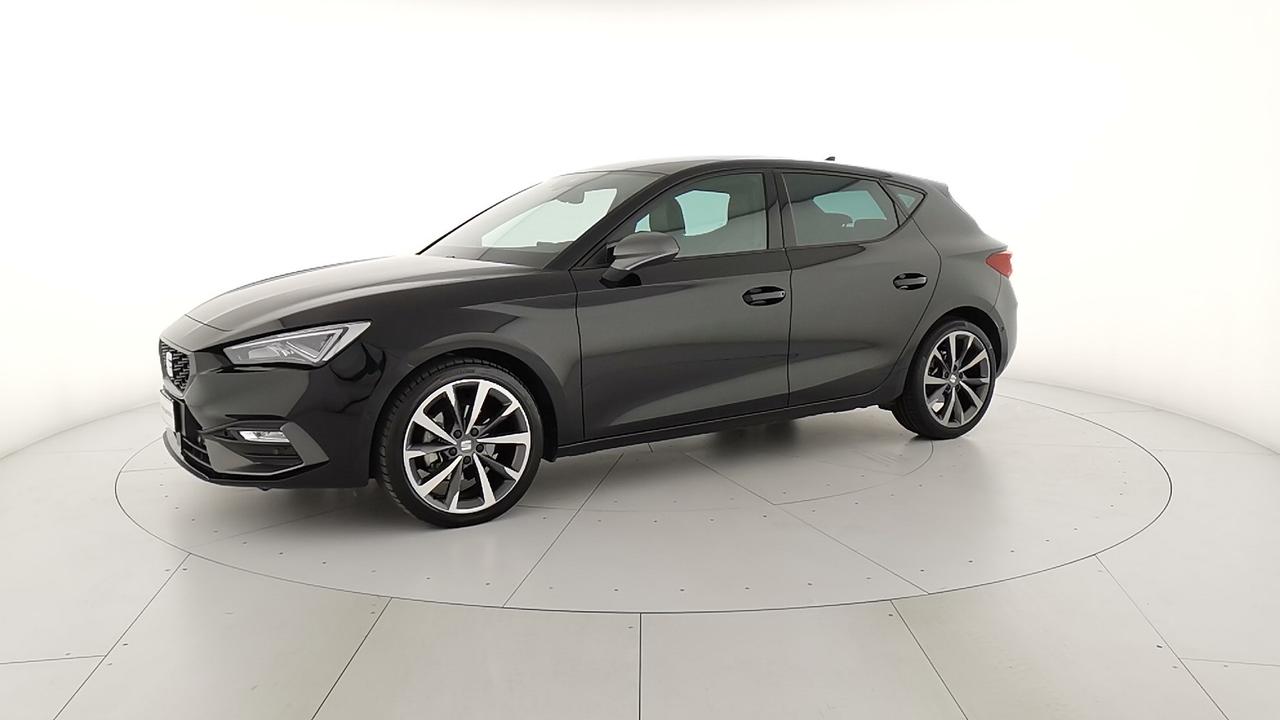SEAT Leon IV 2020 - Leon 2.0 tdi FR 150cv dsg