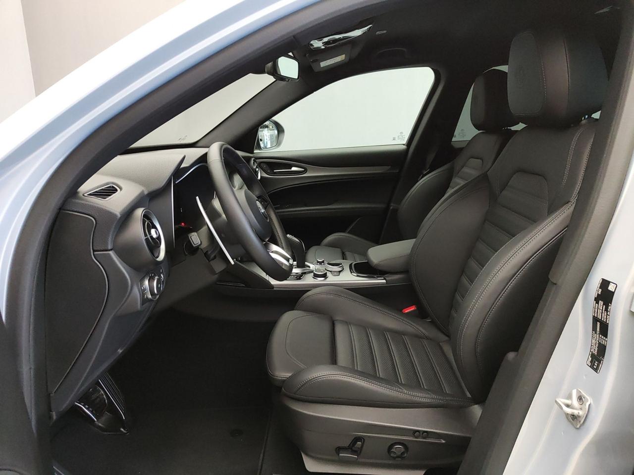 ALFA ROMEO Stelvio 2023 2.2 TD 210CV VELOCE AT8 Q4