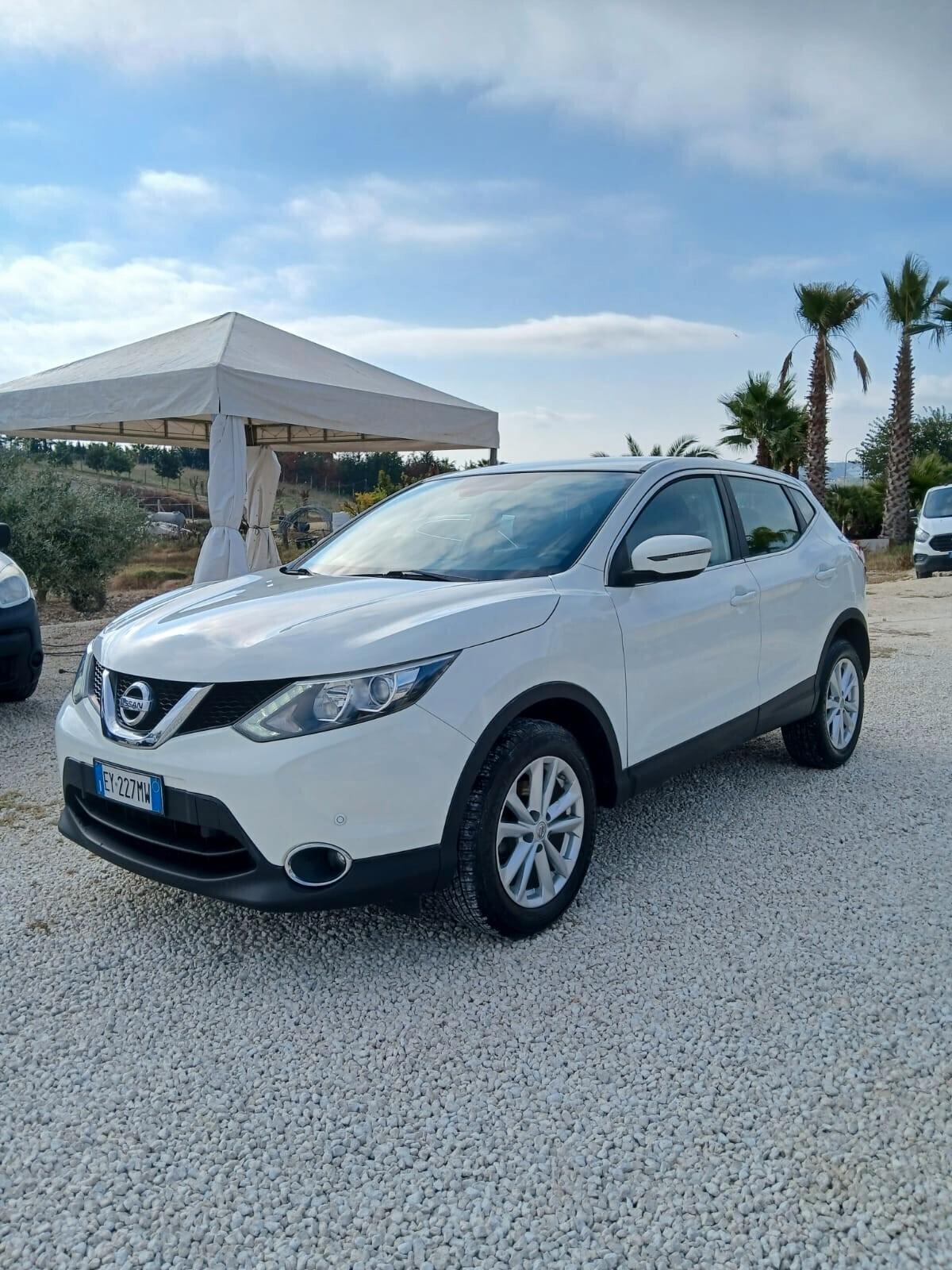 Nissan Qashqai 1.5 dCi Visia