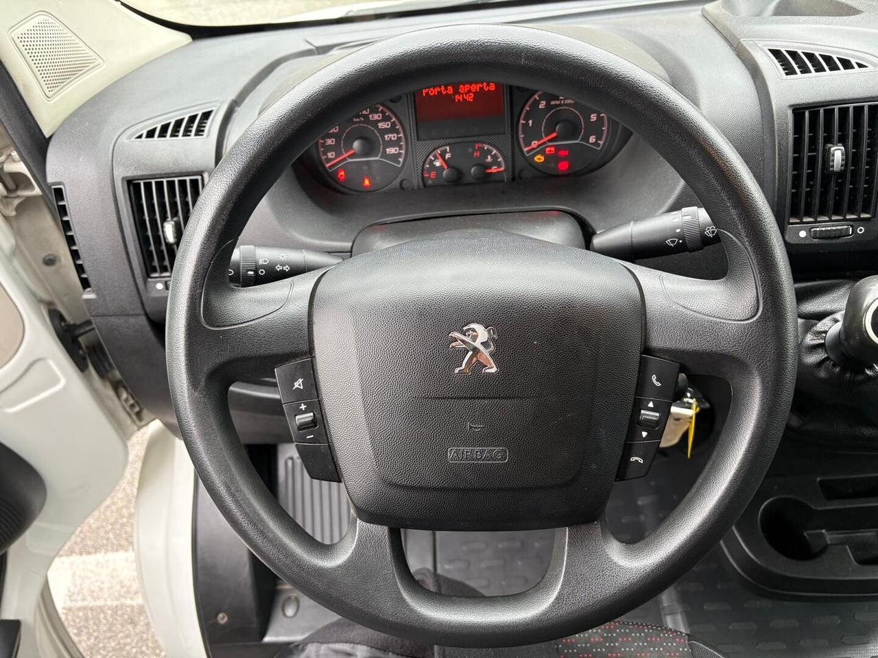 Peugeot Boxer 330 2.2 bluehdi 140cv S&S L1H1